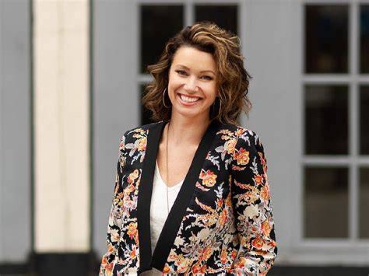 Erin Cebula dishes on who has a shot to win Survivor Cambodia Second