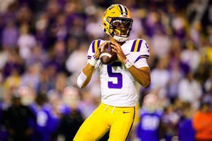 How LSU QB Jayden Daniels remains evenkeeled through his roller
