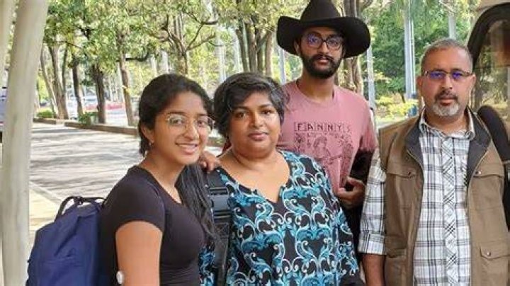 Maitreyi Ramakrishnan Brother Bishwaa, Sister Parents And Ethnicity |