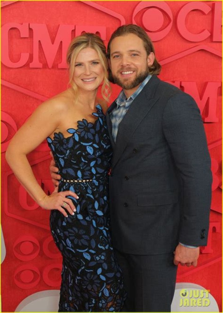 Max Thieriot and wife Lexi reveal they are the parents of baby boy