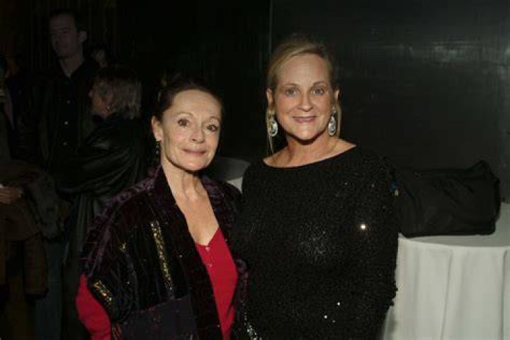Nancy Walton Laurie Net Worth 2024 Salary, Husband &