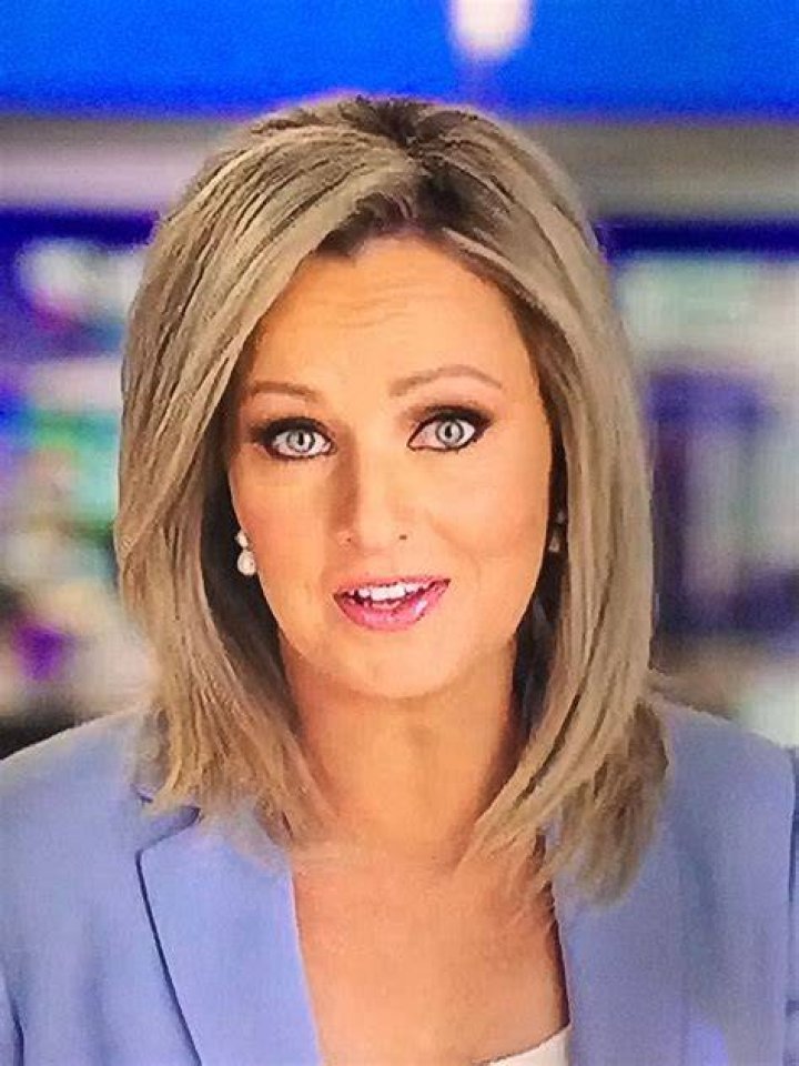Sandra Smith Sandra Smith, Female Fox, Fox News Anchors, Newscaster
