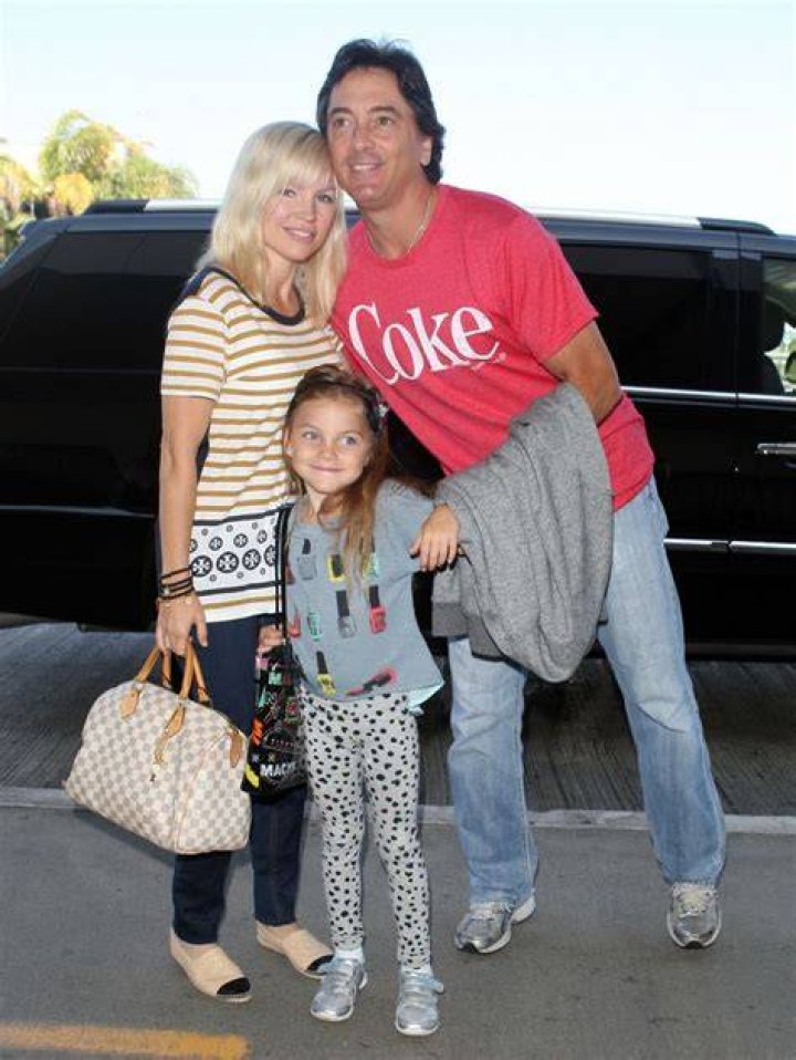 SCOTT BAIO AND FAMILY Celebrity babies, Scott baio, Celebrity families