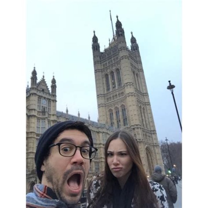 Tai Lopez 2022 Girlfriend, net worth, tattoos, smoking & body facts