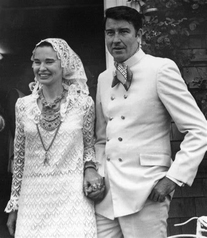 Wyatt Cooper and Gloria Vanderbilt, 1968...they must be Anderson Cooper